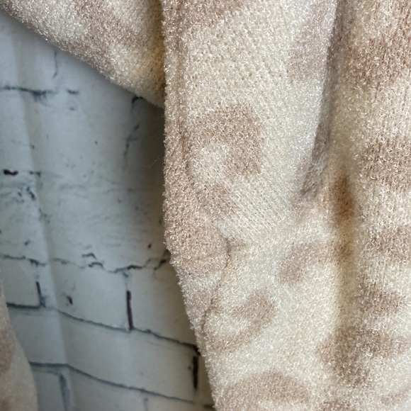 Barefoot Dreams Leggings CozyChic Ultra Lite Leopard Cream-Stone Loungewear Cozy - Picture 9 of 15